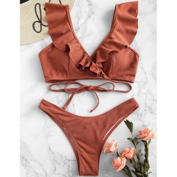 NWT Made with Love Ruffled Bikini - Picture 1 of 4